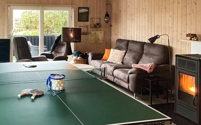 6 Person Holiday Home in Struer-by Traum