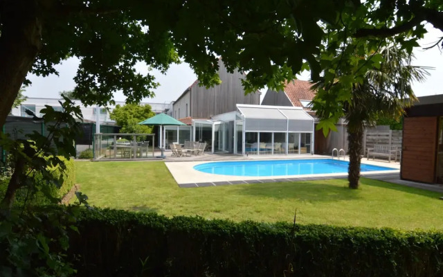 Beautiful Villa for Groups With Swimming Pool, Sauna and Wifi