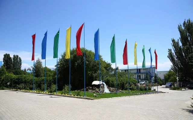 Меридиан (Иссык-Куль)