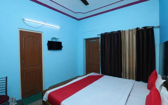 OYO 18682 Hotel Roshan