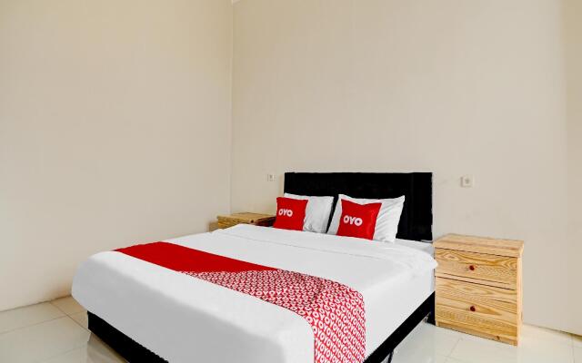 OYO 90544 Grand Redisa