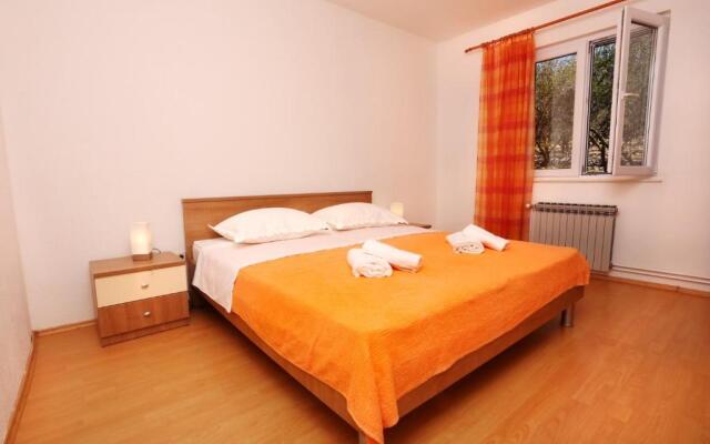 Apartments Davorka - 50m to the sea