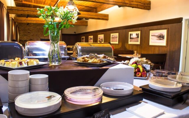 Hotel Sand Martin