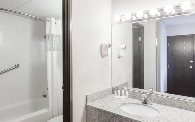 Ramada Plaza Albany