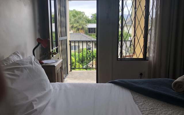 10 Alexander B&B
