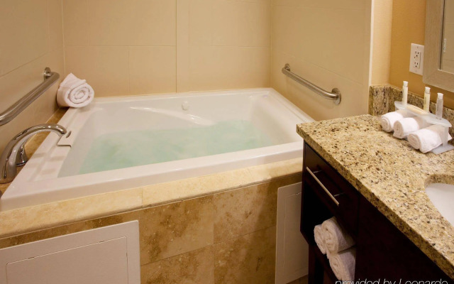 Holiday Inn Express Jacksonville Beach by IHG