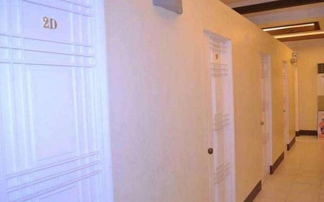 Airport Travelodge Manila - Hostel