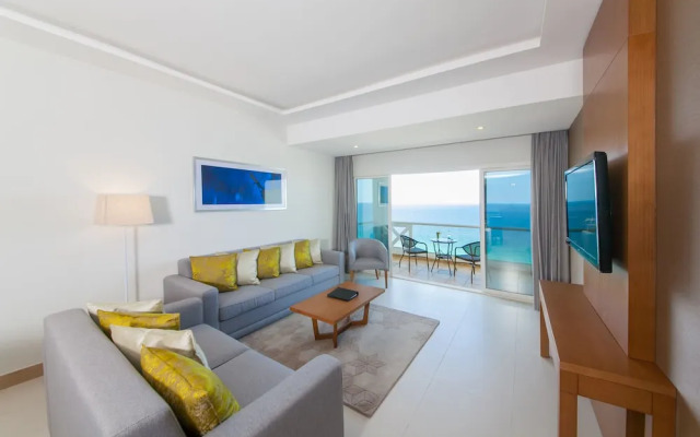Landmark Suites Hotel