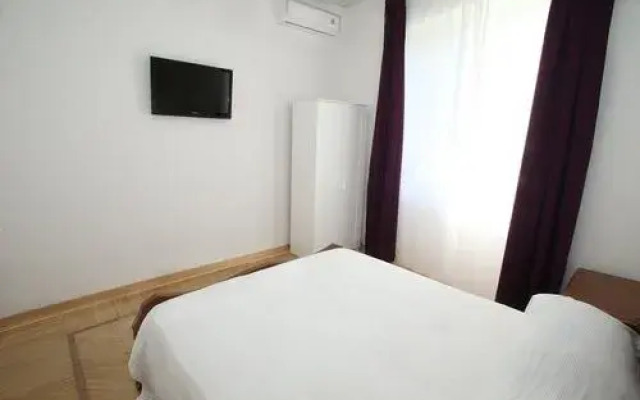 53 Solaro Apartments