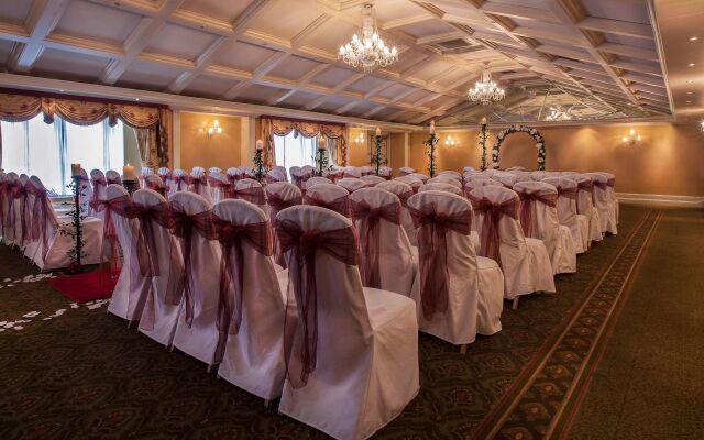 Newgrange Hotel