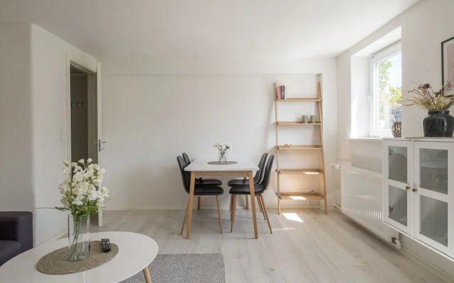 Newly Renovated 1-bed Apartment in Aalborg