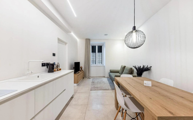 App 5 Palazzo Cavour