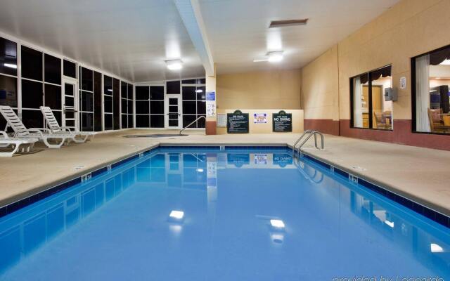 Holiday Inn Express & Suites Hiawassee by IHG