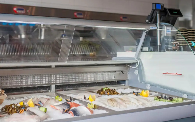 Luxurious Apartment With two Bathrooms, 1 km From the Beach