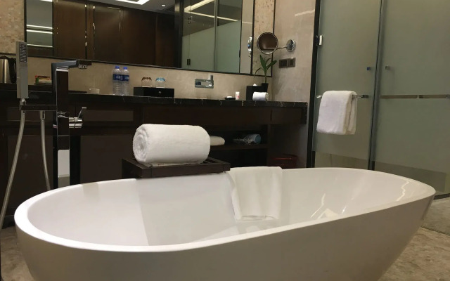 Ramada by Wyndham Huizhou South