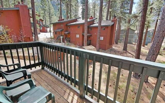 3861 Saddle Road by RedAwning