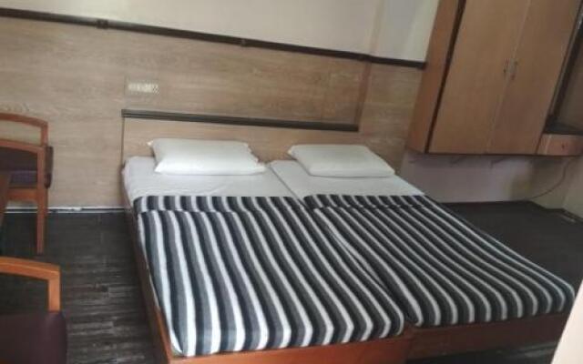 Dolphin Hotel