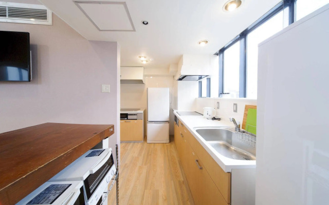 Oak Hostel Cabin