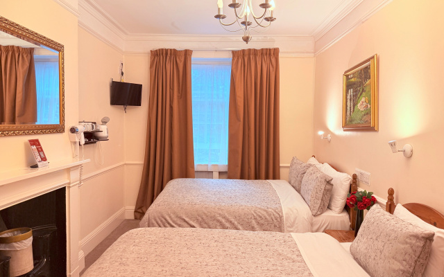 Europa House Hotel