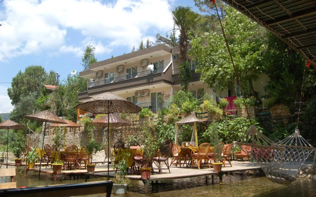 Arikanda River Garden Hotel