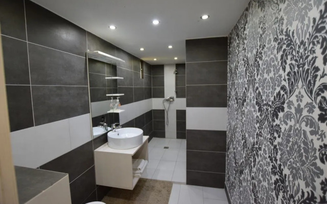 Vaci Street Apartment