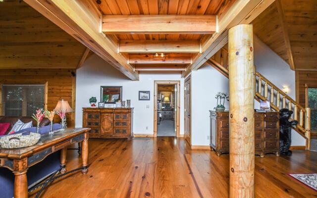 Peak of Perfection 5 Bedroom House