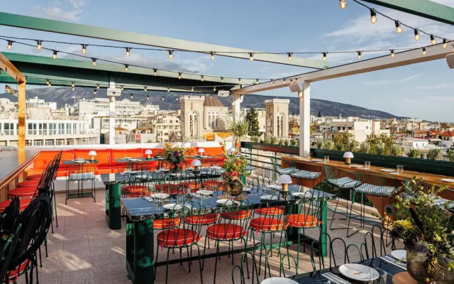 Regal Hotel Mitropoleos