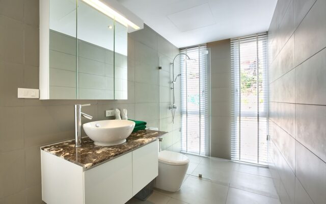 Serene Penthouse