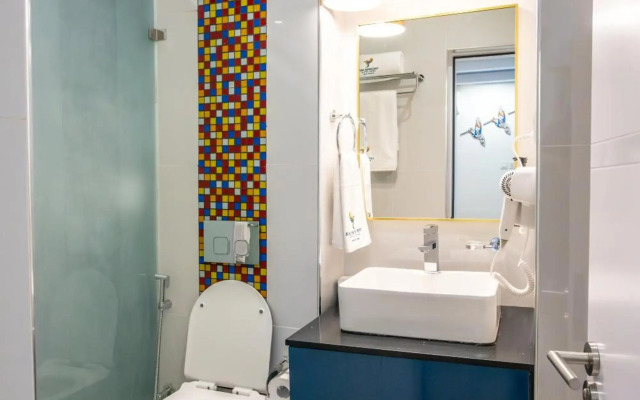 Kingfisher Nest Hotel Suites