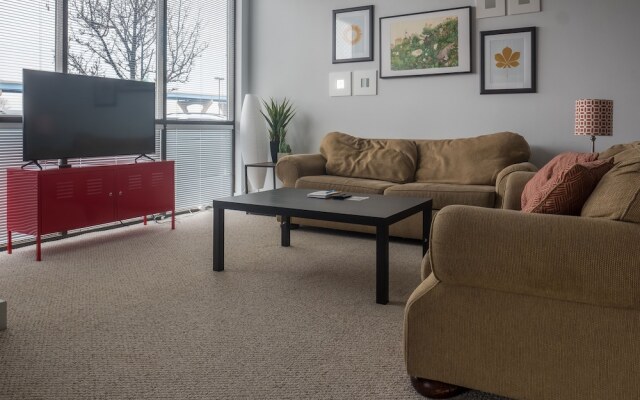 Spacious Townhome Apartments