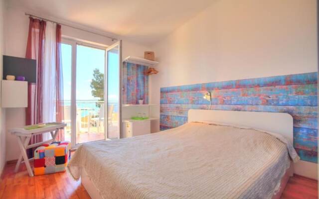 Room in Guest Room - Plava Laguna Bed and Breakfast