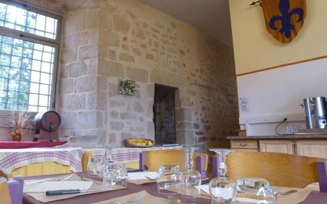 VVF Château sur la Vienne Lac de Vassivière, Nedde