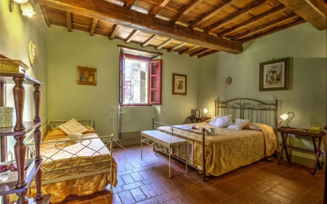 Antico Borgo Montefienali Apartment Il Portico