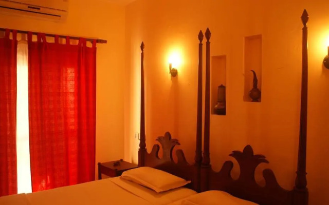 Raintree Lodge