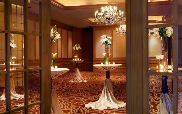 Hilton Rosemont Chicago O'Hare