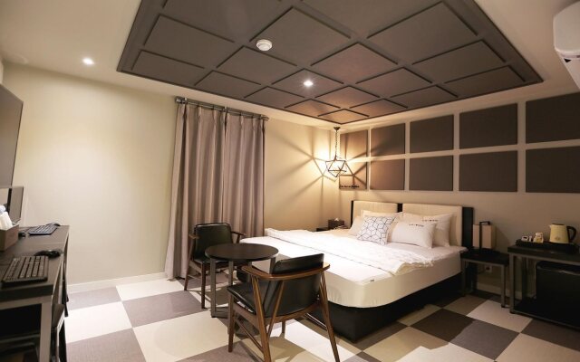 Hotel Idea Gupo
