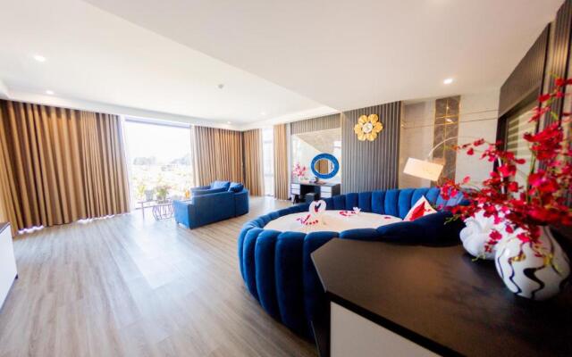 Diamond Hotel Van Đon