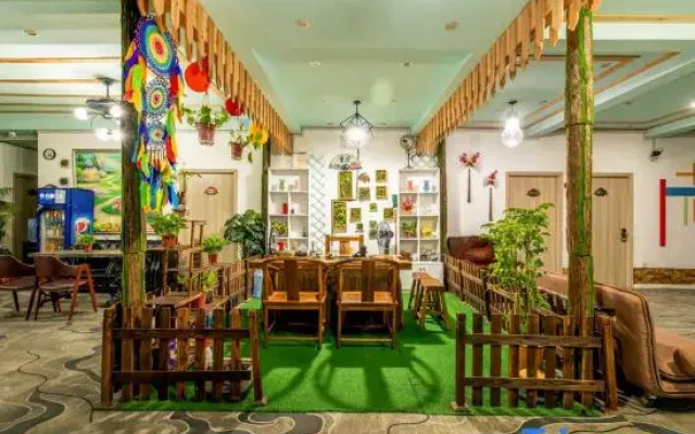 Tang Dynasty Homestay (Chongqing West Railway Station Branch)