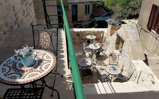 Villa Nautica Stone House