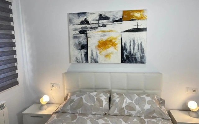 Precioso Apartamento Parque Picasso !!!