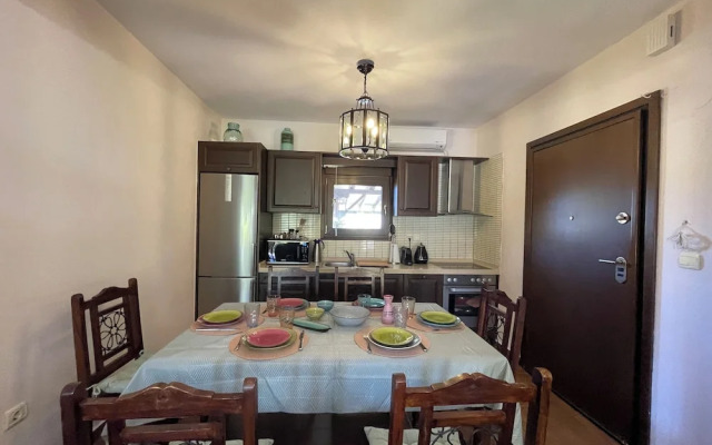 Stylish Maisonette With 3 Bedrooms in Vourvourou, Greece