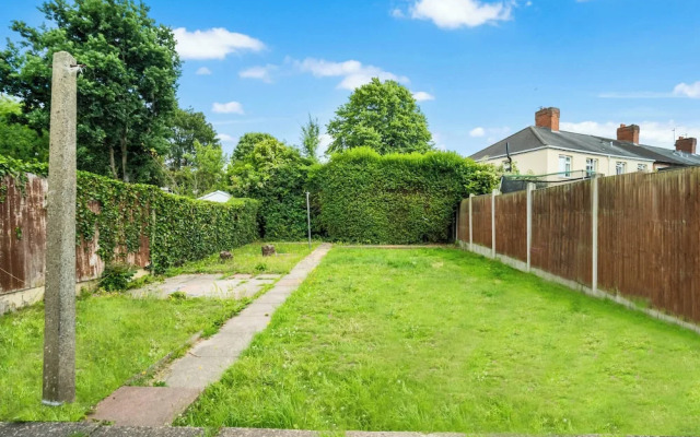 3 bed House/free Parking/contractors/families