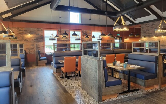 Amsterdam Inn & Suites Florenceville-Bristol