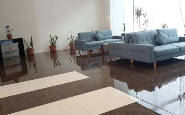 Ybc Grand Hotel