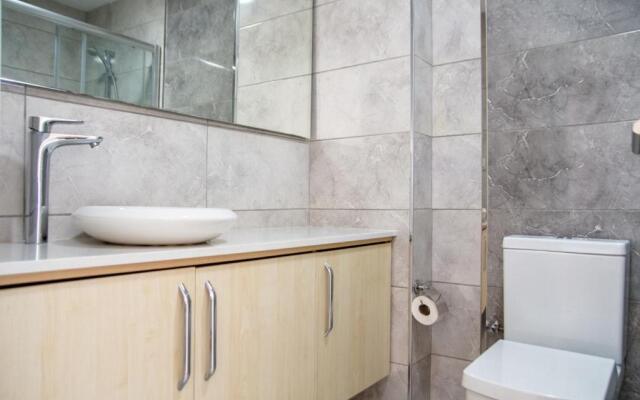 Superb Flat Near Sea With Shared Pool in Cesme