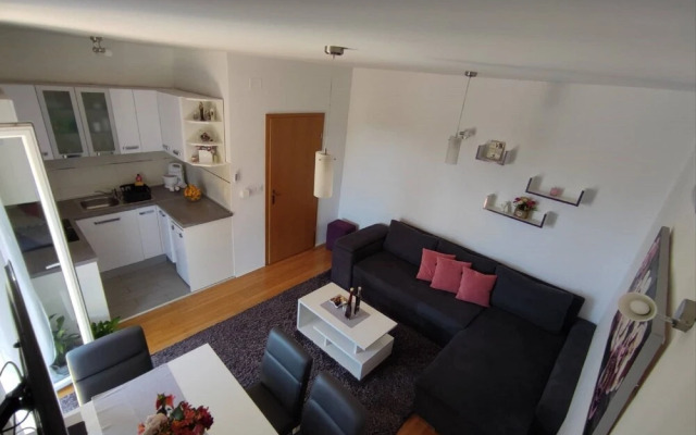 Apartments Kola