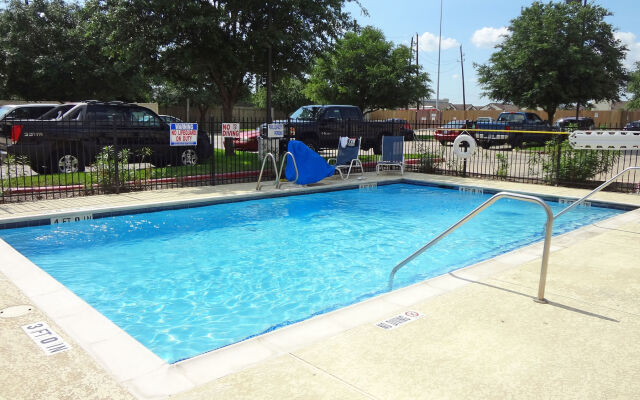 Extended Stay America Select Suites - Houston - Sugar Land