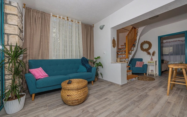 Villa Cikas Palmhouse