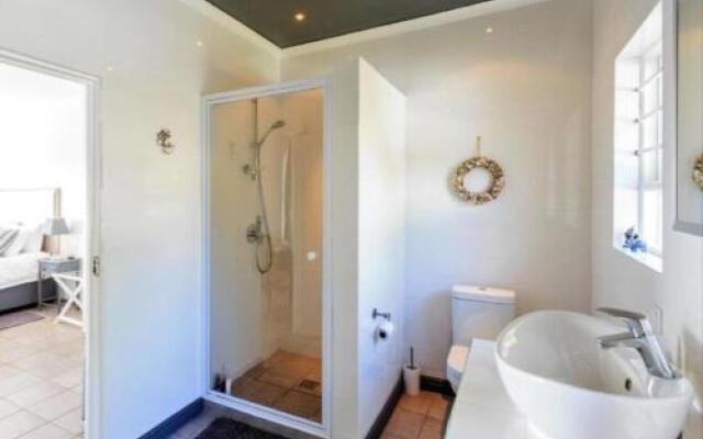 The Ocean Bay Luxury Guesthouse
