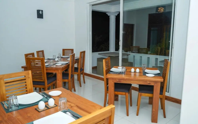 OYO 496 The Heaven's Villa Kandy